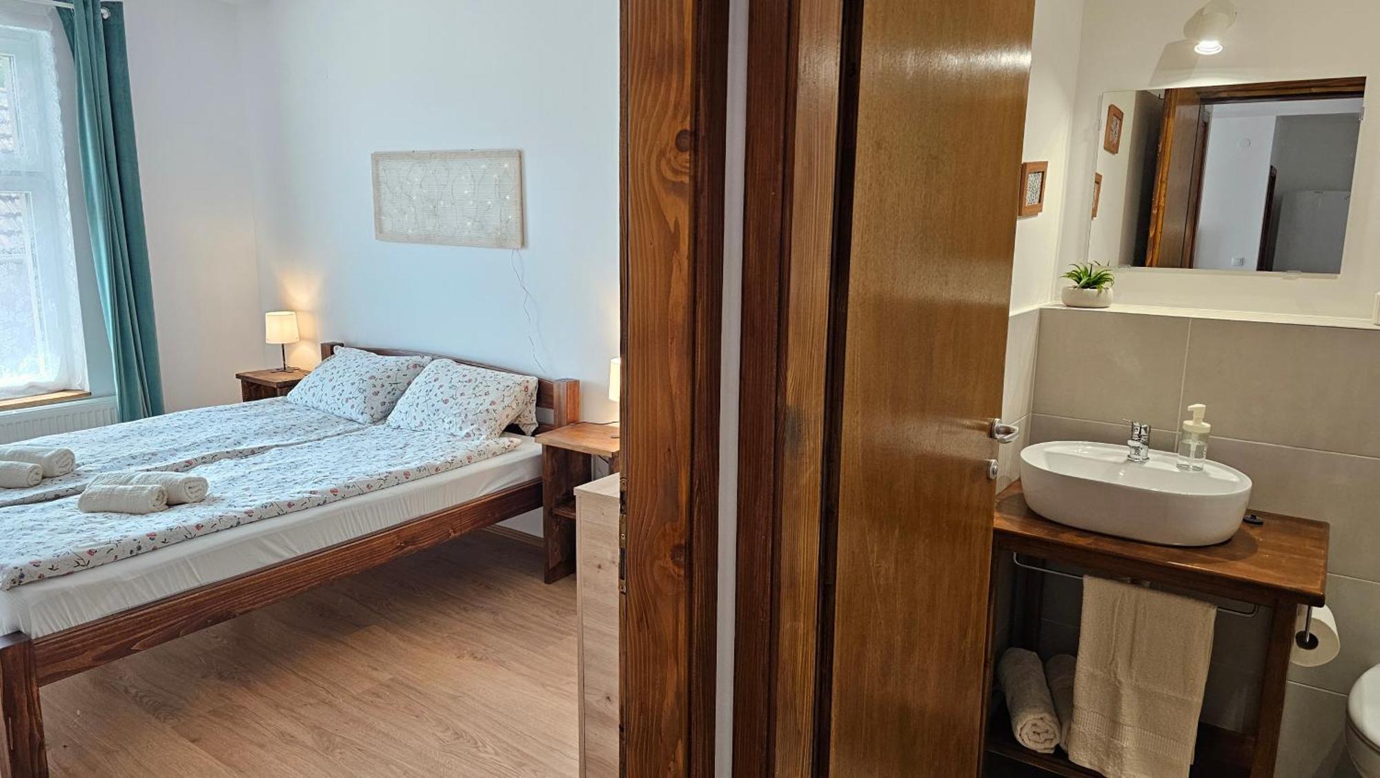 Apartments Beck - Super Central ซอมโบร์ ภายนอก รูปภาพ